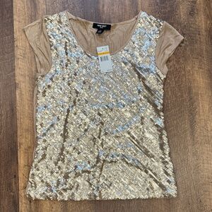 Nine West Jeans Shimmering Gold‎ Sequin Tee Women’s Small New With Tags